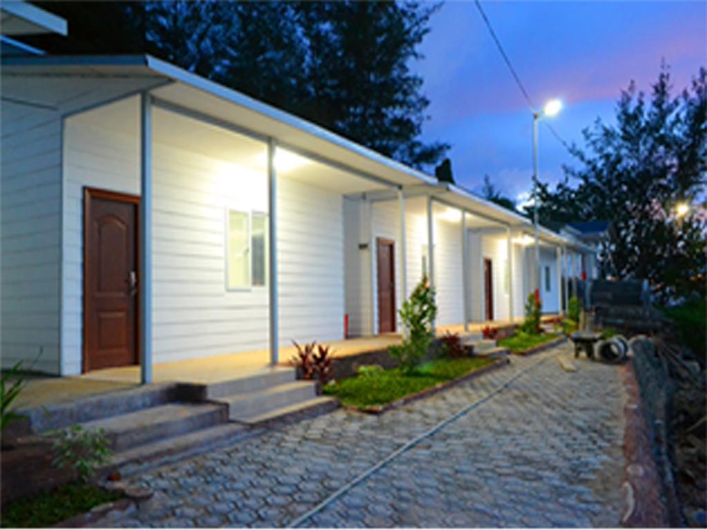 Mimiland Batu Payung Hotel Singkawang Bilik gambar